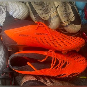 Predator adidas cleats size 9.5